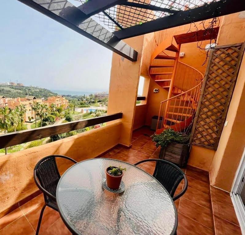 2 Bedroom Penthouse With A Private 360 Rooftop Terrace With Sea And Mountain Views Bahia de Casares Extérieur photo